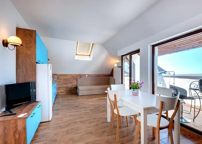 Panorama Blue Family And Free Parking Hotel 3*