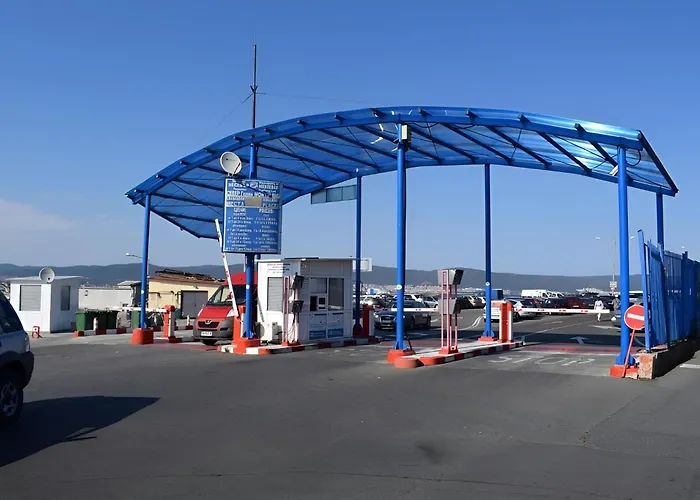 Hotel Panorama Blue Family And Free Parking 3*