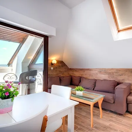 Panorama Blue Family And Free Parking Hotel 3*