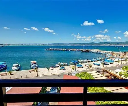 Panorama Blue Family And Free Parking 3*