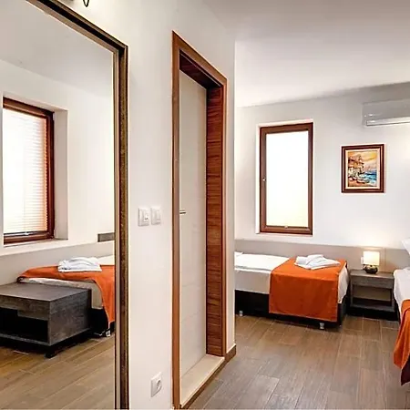 Otel Panorama Blue Family And Free Parking Misivri