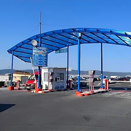 Panorama Blue Family And Free Parking فندق نيسيبار