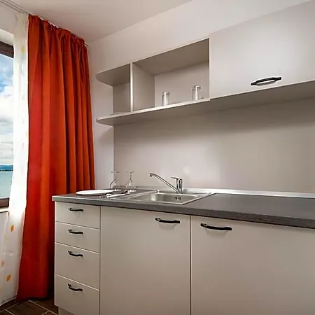 Otel Panorama Blue Family And Free Parking 3*