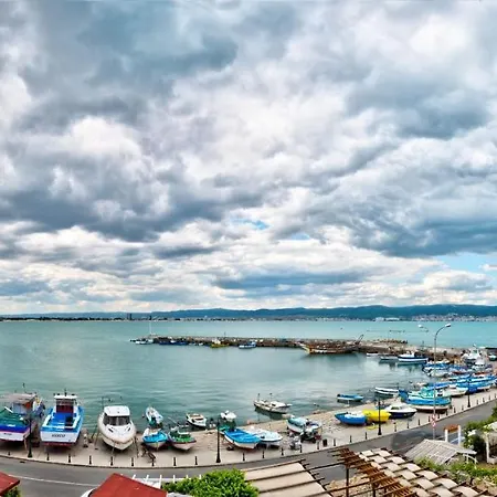 Hotell Panorama Blue Family And Free Parking 3*