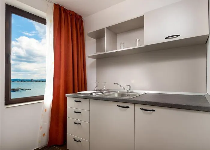 Ξενοδοχείο Panorama Blue Family And Free Parking Νεσέμπαρ